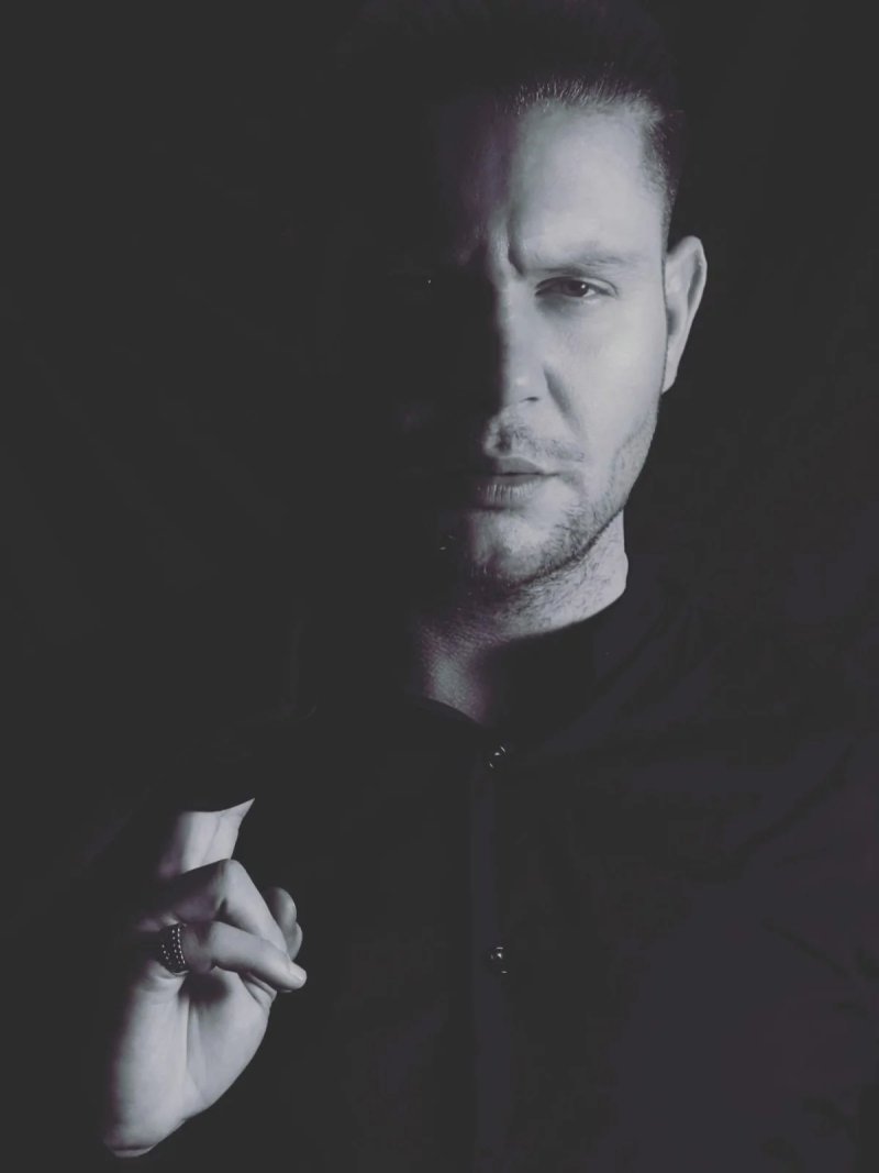 TheCount – Domina-Anzeige aus Remagen