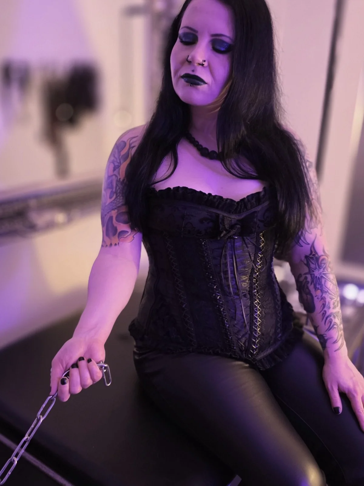 missvaleskaatrium@gmail.com