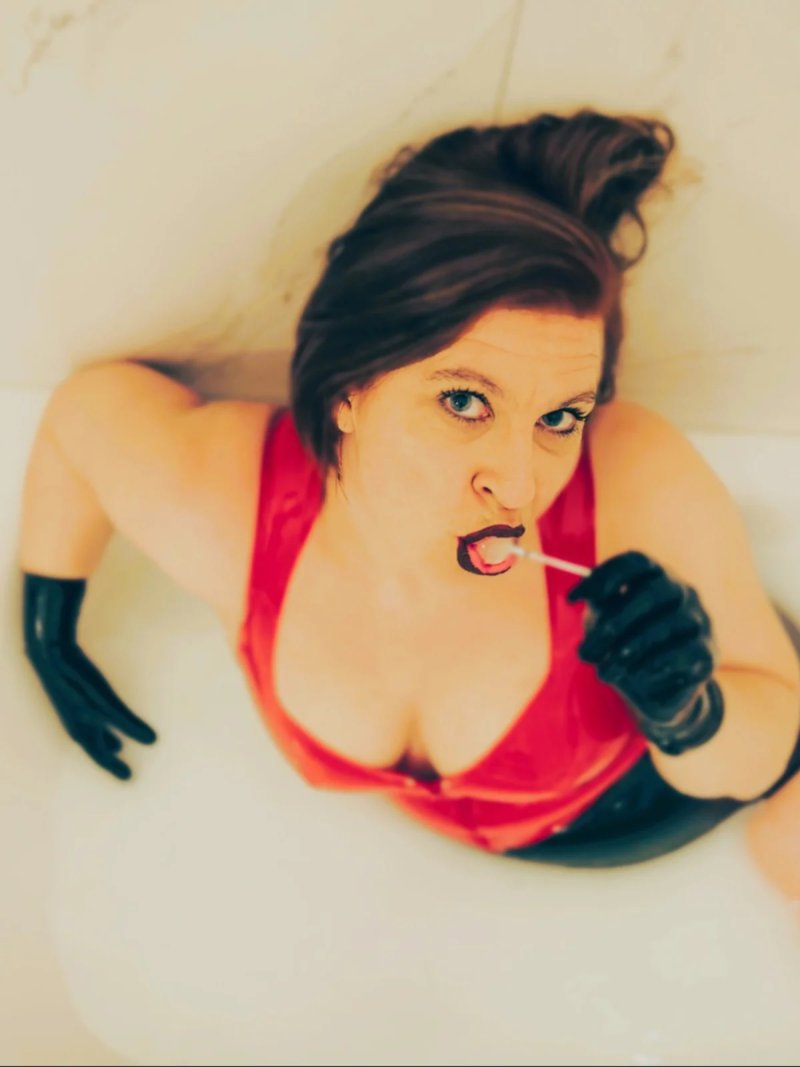 Tessa Rubin – Domina in Berlin