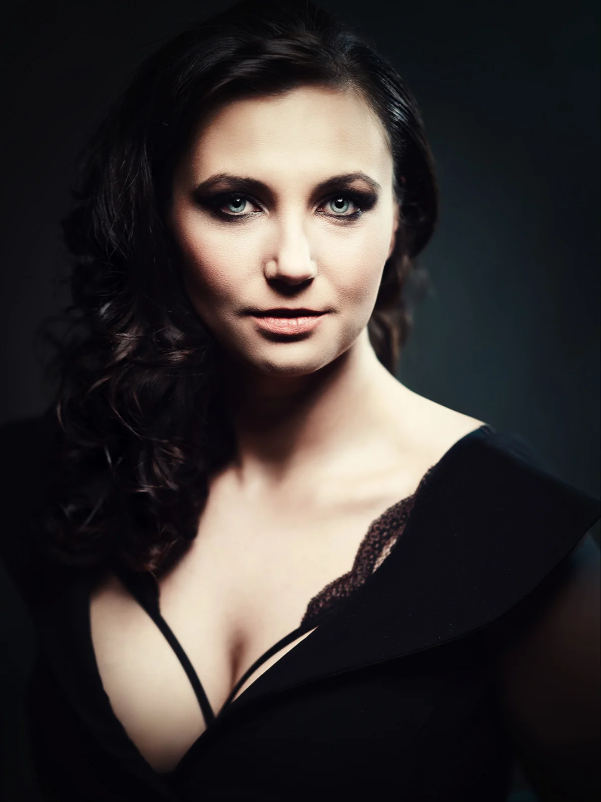 Lady Alexa Wolf
