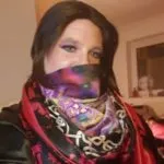 Profilbild von shinysatinsilkscarfslut